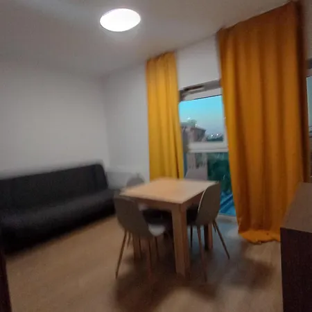 De Lux In Wroclaw